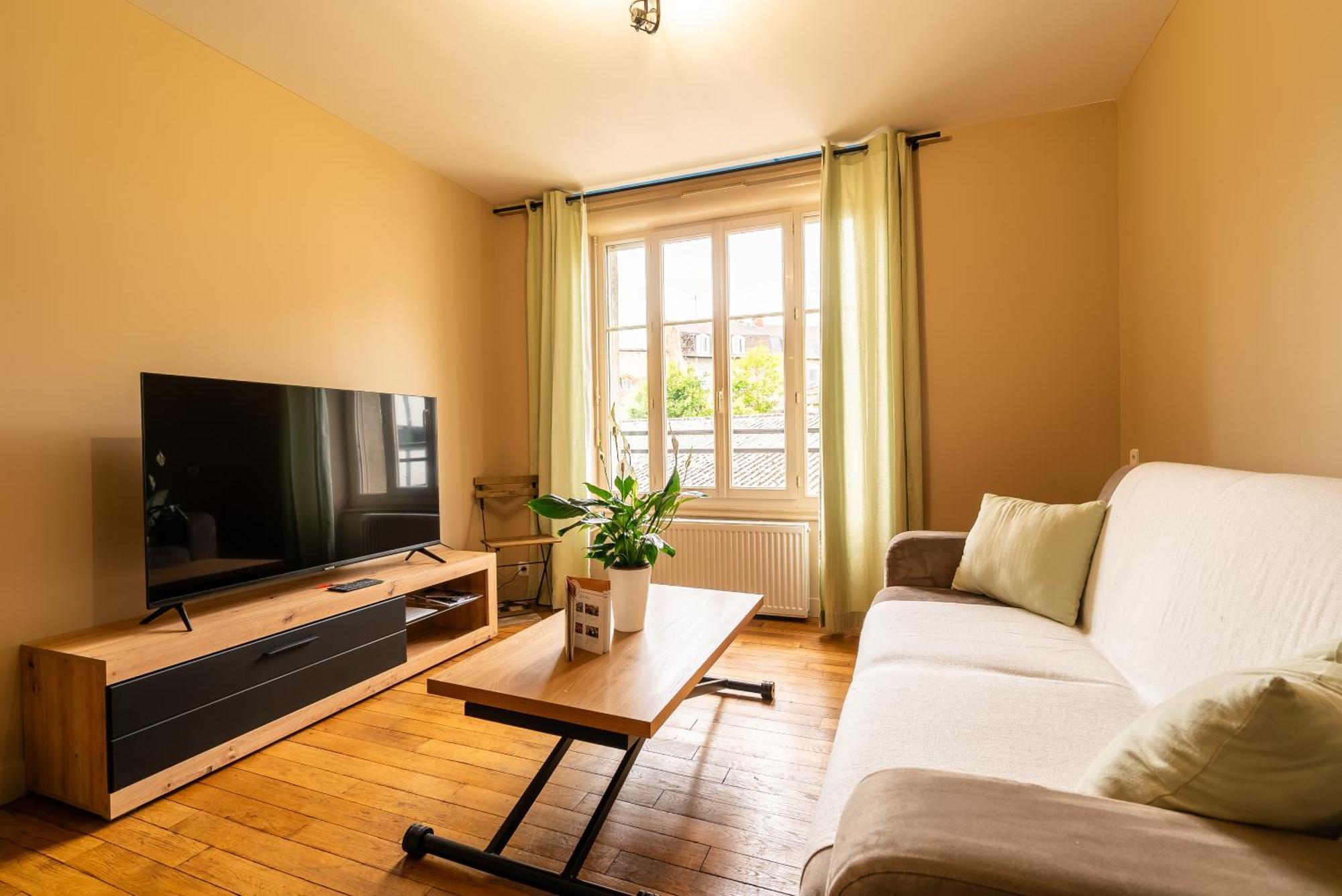 Mon Appart'Hotel - Gare De Limoges - Appartement Familial - Parking En Supp Εξωτερικό φωτογραφία